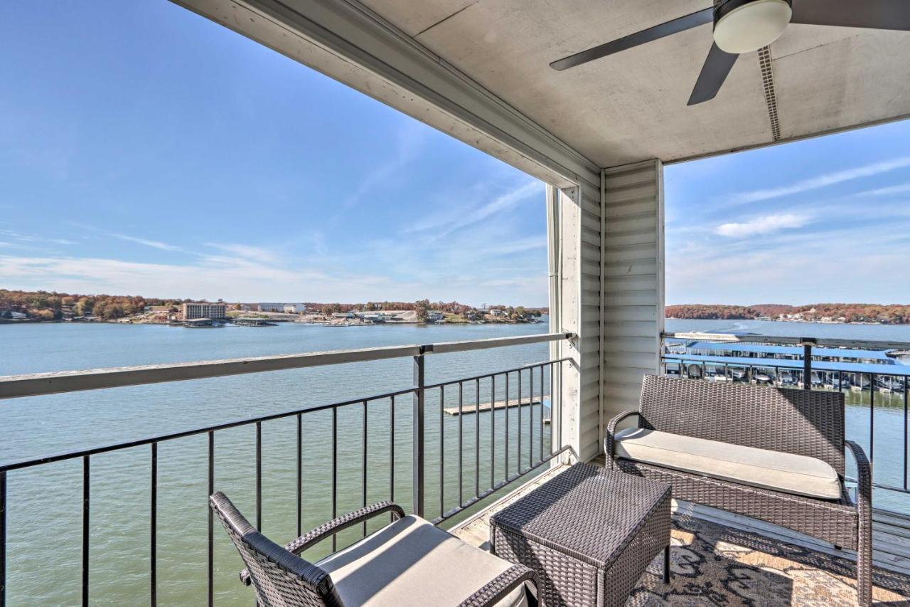 Sunny Osage Beach With Balcony And Lakefront View Exterior photo